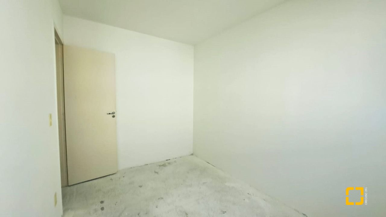 Apartamento com 45m², 2 quartos, 1 garagem, no bairro Roçado em São José