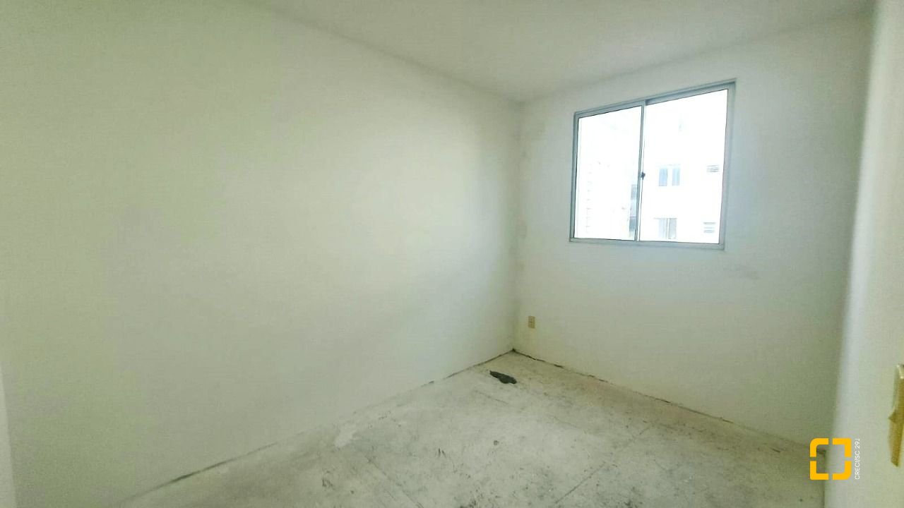 Apartamento com 45m², 2 quartos, 1 garagem, no bairro Roçado em São José