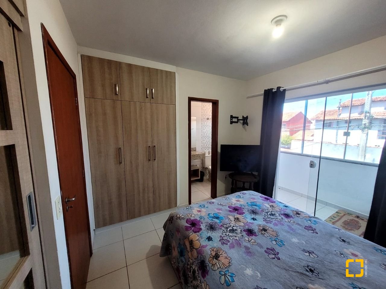 Casa com 91m², 4 quartos (sendo 2 suítes), 1 garagem, no bairro Ingleses em Florianópolis