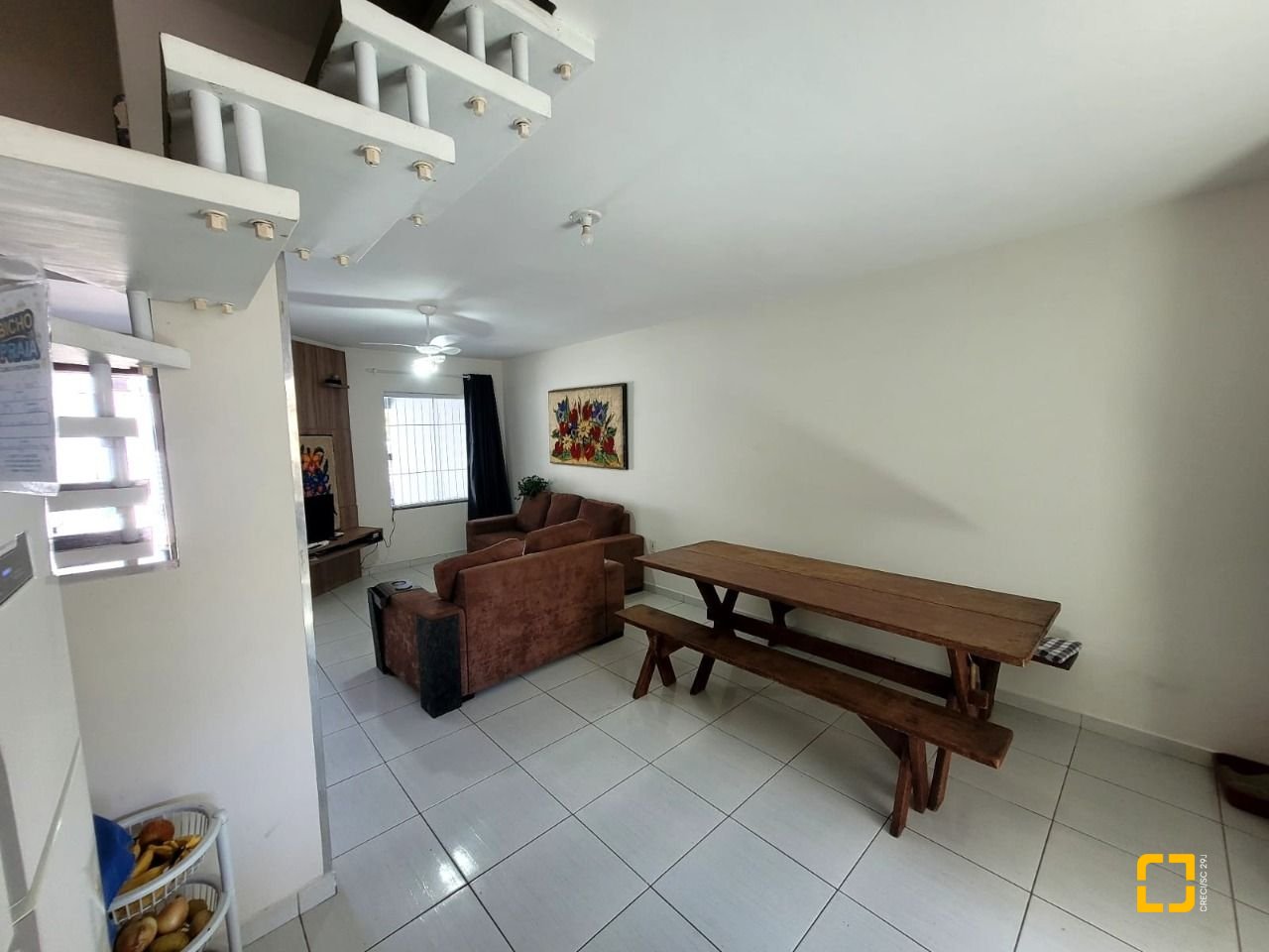 Casa com 91m², 4 quartos (sendo 2 suítes), 1 garagem, no bairro Ingleses em Florianópolis