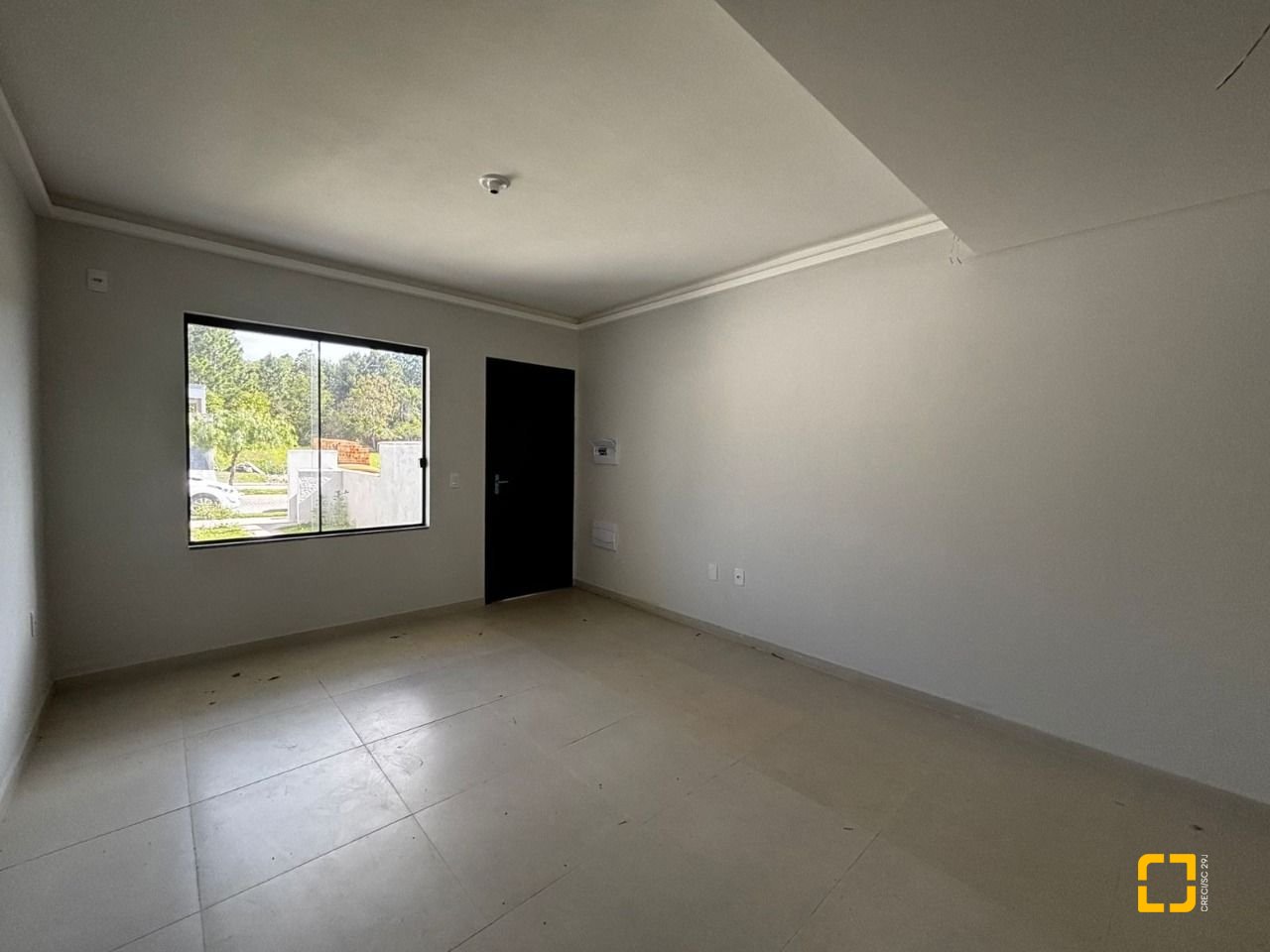 Casa com 103m², 2 quartos (sendo 2 suítes), 1 garagem, no bairro São João do Rio Vermelho em Florianópolis