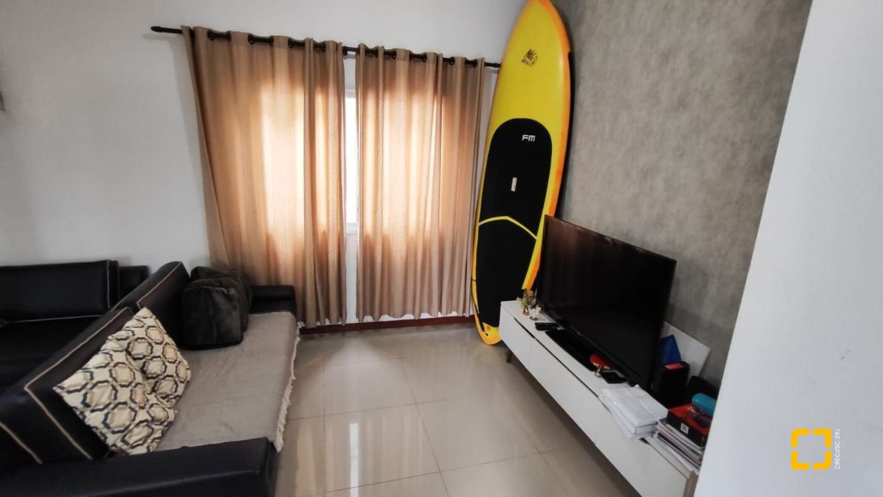 Casa com 105m², 4 quartos (sendo 1 suíte), 1 garagem, no bairro Campeche em Florianopolis
