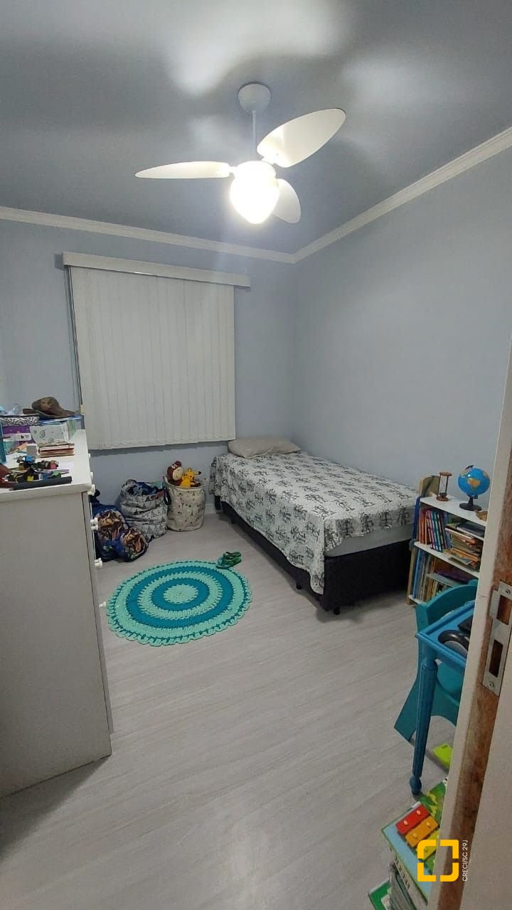 Apartamento com 59m², 2 quartos, 1 garagem, no bairro Forquilhinha em São José