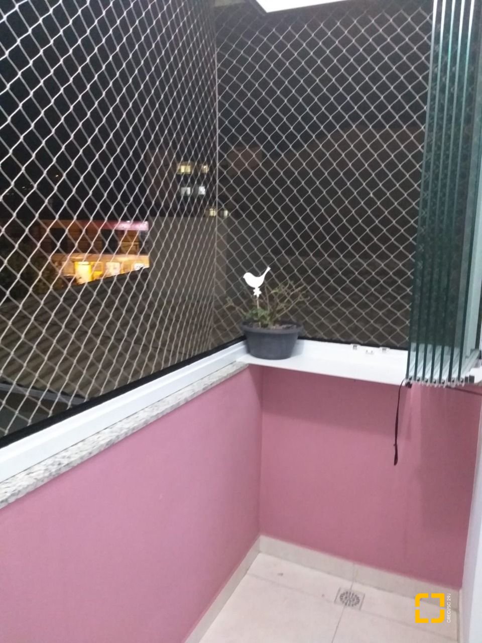 Apartamento com 59m², 2 quartos, 1 garagem, no bairro Forquilhinha em São José