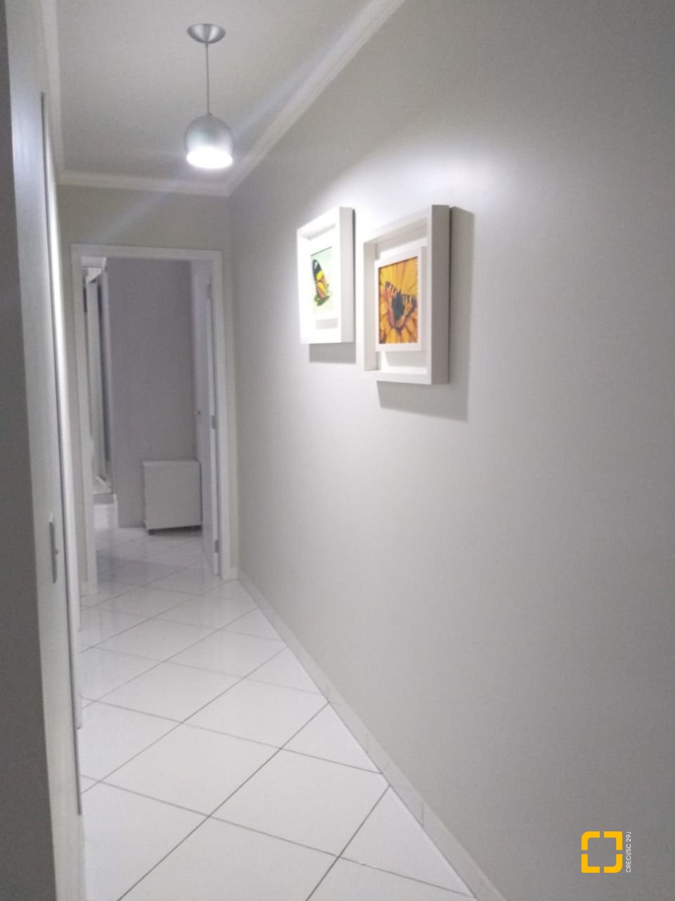 Apartamento com 59m², 2 quartos, 1 garagem, no bairro Forquilhinha em São José