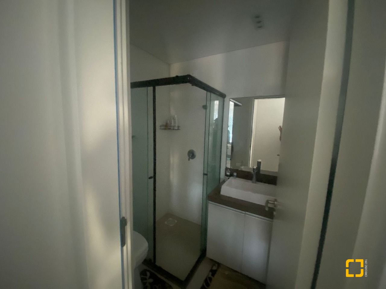 Apartamento com 80m², 2 quartos (sendo 1 suíte), 2 garagens, no bairro Ingleses do Rio Vermelho em Florianópolis