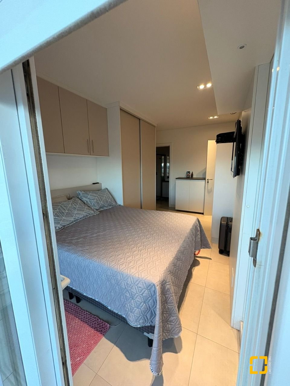 Apartamento com 80m², 2 quartos (sendo 1 suíte), 2 garagens, no bairro Ingleses do Rio Vermelho em Florianópolis