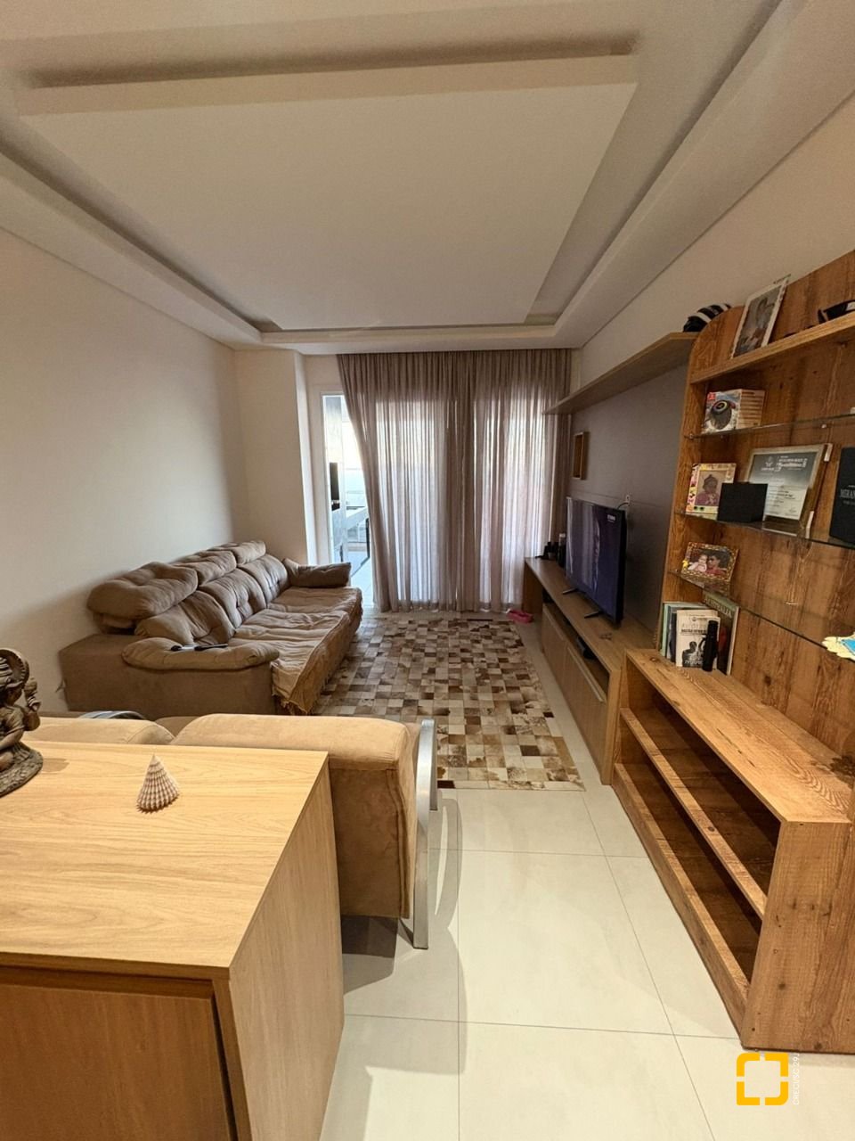 Apartamento com 80m², 2 quartos (sendo 1 suíte), 2 garagens, no bairro Ingleses do Rio Vermelho em Florianópolis