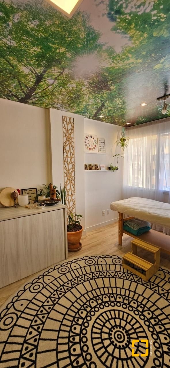 Sala com 27m², no bairro Trindade em Florianópolis