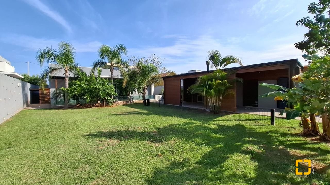 Casa de Condomínio com 105m², 2 quartos, 2 garagens, no bairro São João do Rio Vermelho em Florianópolis