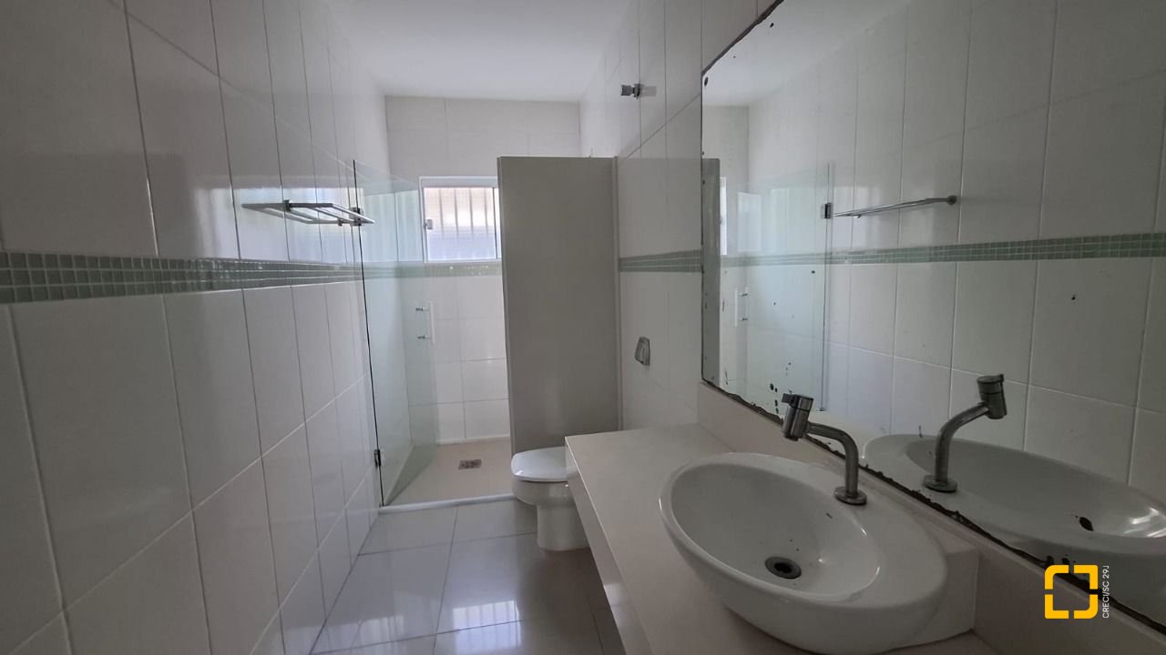 Casa de Condomínio com 105m², 2 quartos, 2 garagens, no bairro São João do Rio Vermelho em Florianópolis