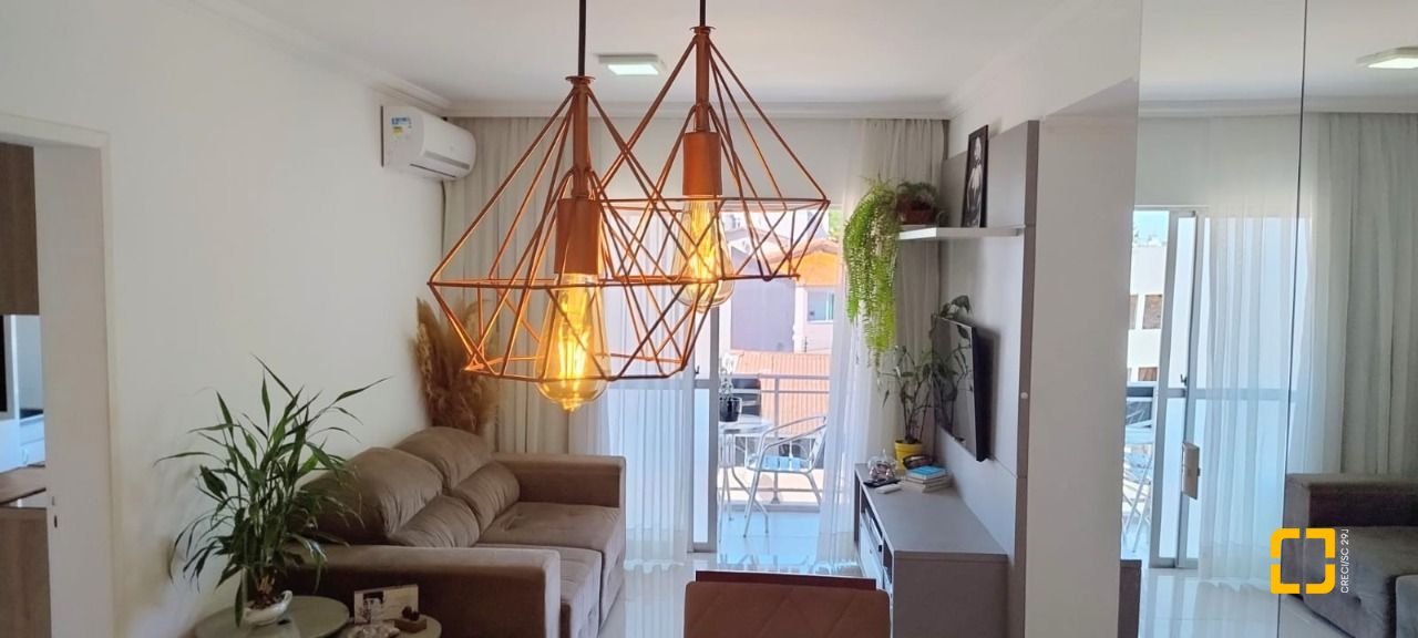 Apartamento com 75m², 3 quartos, 1 garagem, no bairro Estreito em Florianópolis