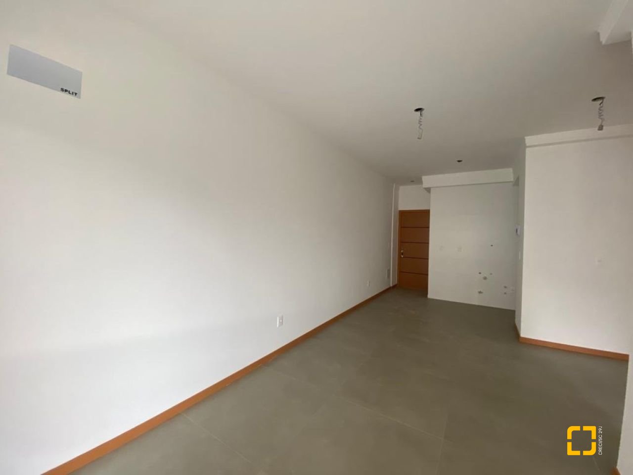Apartamento com 52m², 1 quarto, 2 garagens, no bairro Itacorubi em Florianópolis