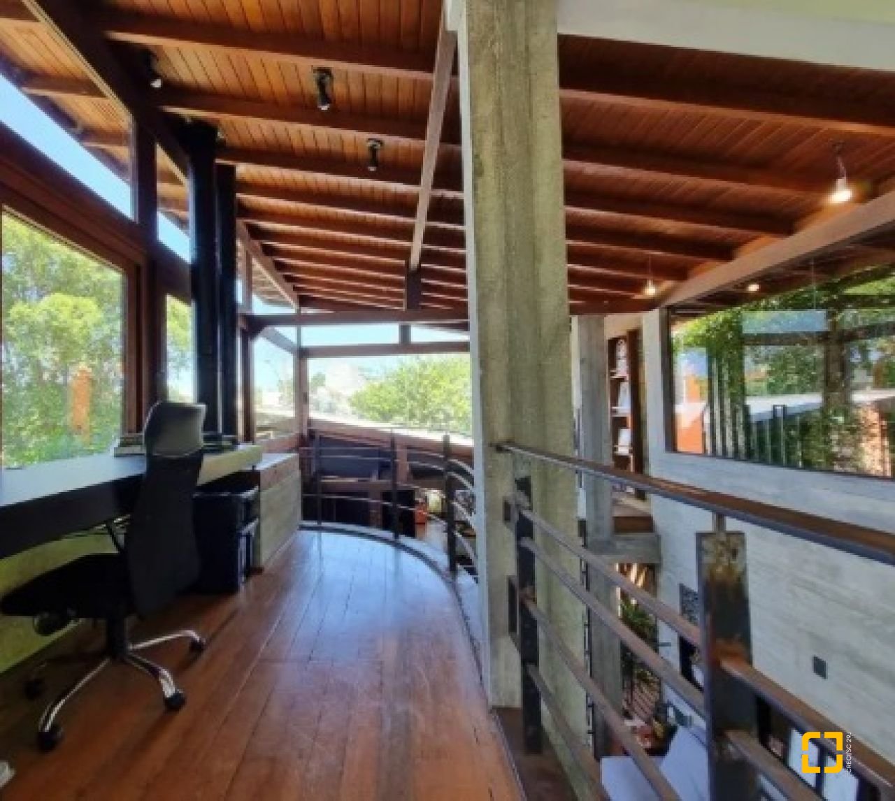 Casa com 362m², 3 quartos (sendo 1 suíte), 2 garagens, no bairro Novo Campeche em Florianópolis