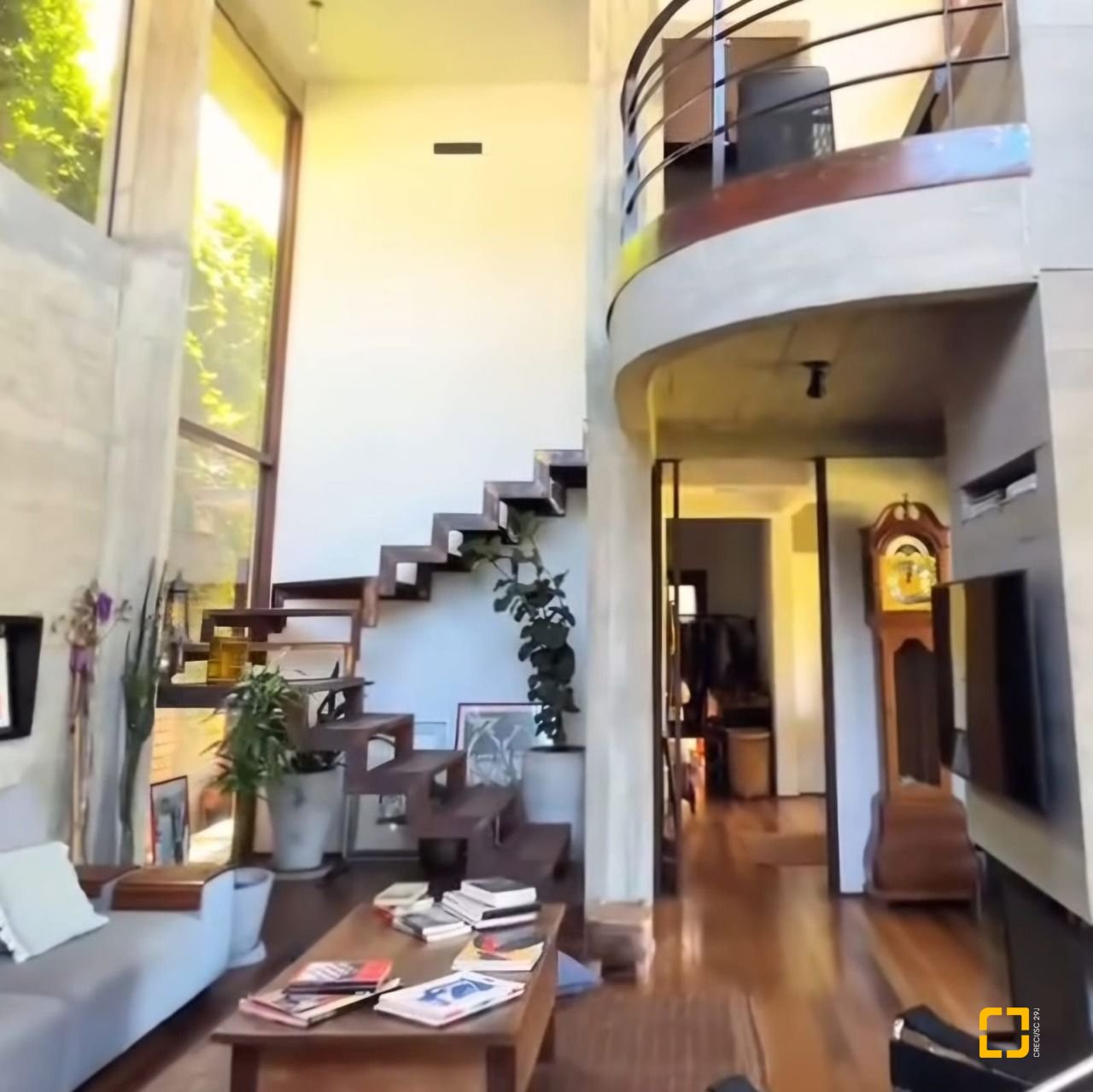 Casa com 362m², 3 quartos (sendo 1 suíte), 2 garagens, no bairro Novo Campeche em Florianópolis