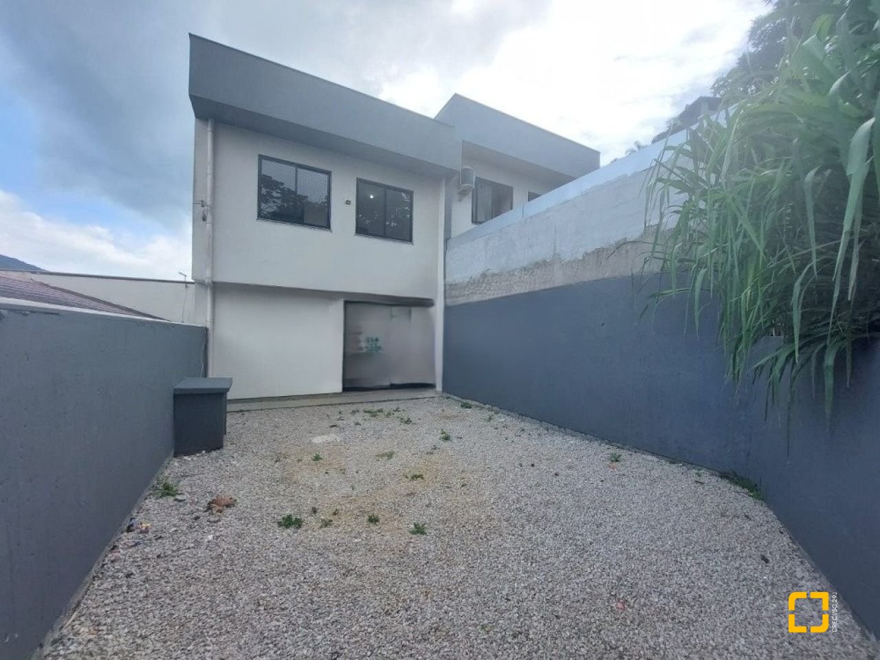 Casa com 86m², 3 quartos (sendo 1 suíte), 1 garagem, no bairro Potecas em São José