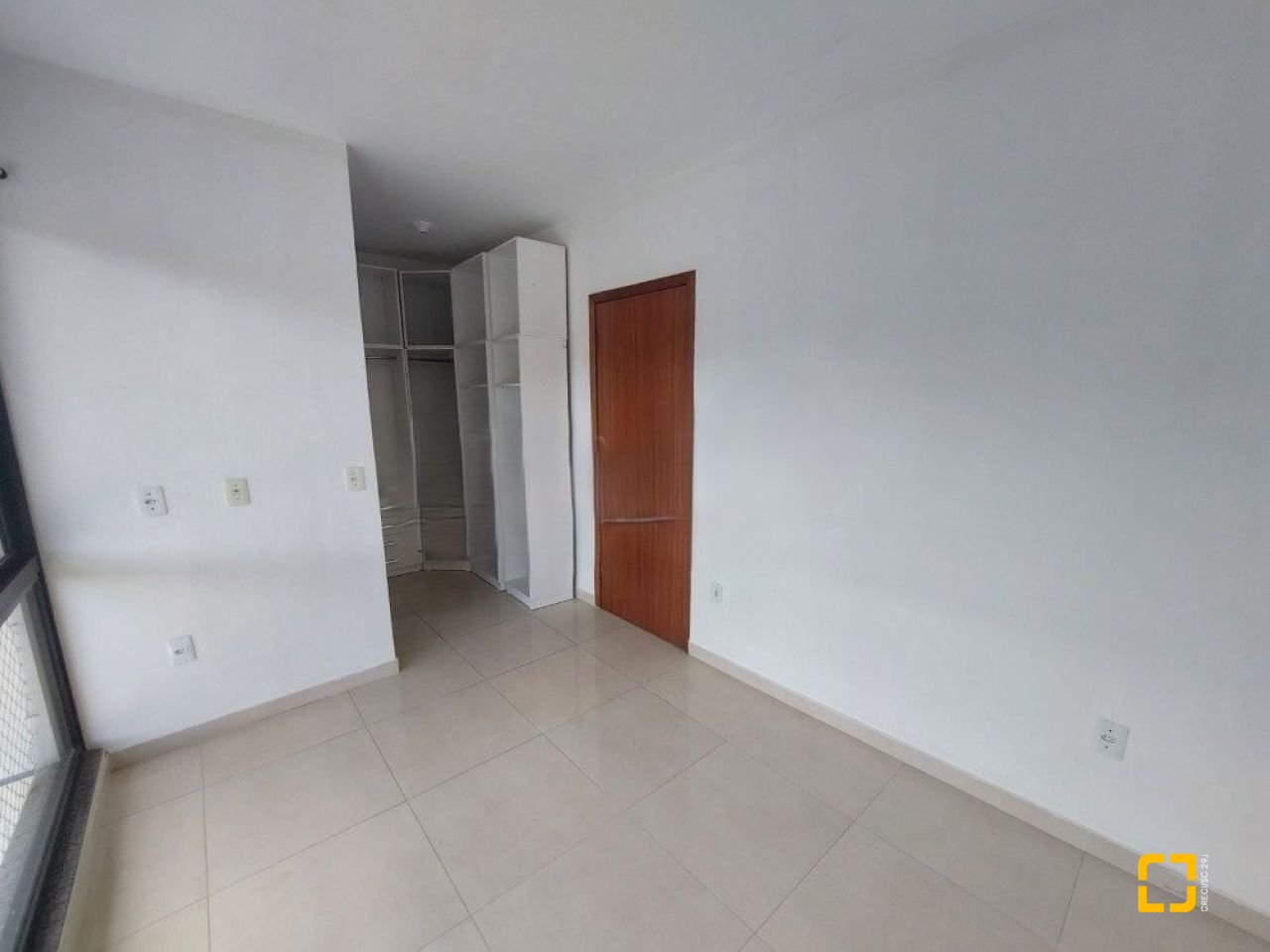 Casa com 86m², 3 quartos (sendo 1 suíte), 1 garagem, no bairro Potecas em São José