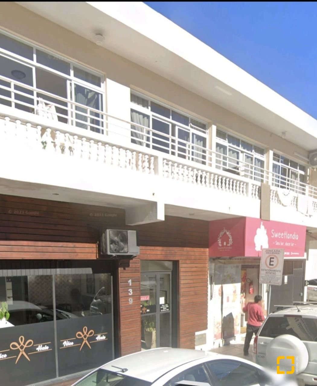 Casa com 345m², 2 garagens, no bairro Canto em Florianópolis