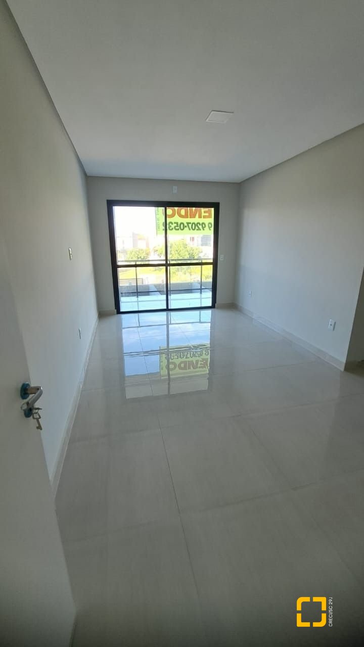 Casa com 140m², 3 quartos (sendo 1 suíte), 2 garagens, no bairro Ingleses do Rio Vermelho em Florianópolis