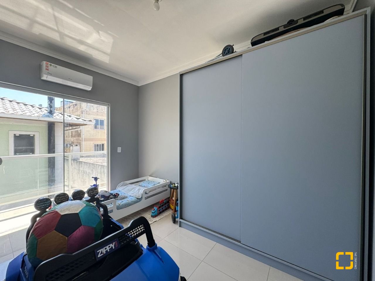 Apartamento com 58m², 3 quartos (sendo 1 suíte), 1 garagem, no bairro Ingleses em Florianópolis