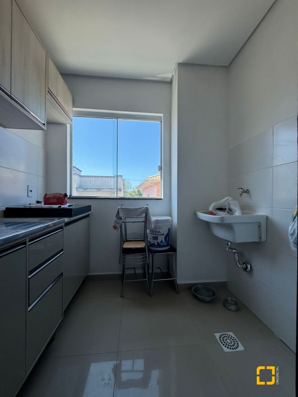 Apartamento com 58m², 3 quartos (sendo 1 suíte), 1 garagem, no bairro Ingleses em Florianópolis