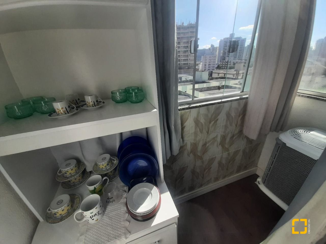 Apartamento com 41m², 1 quarto, 1 garagem, no bairro Campinas em São José
