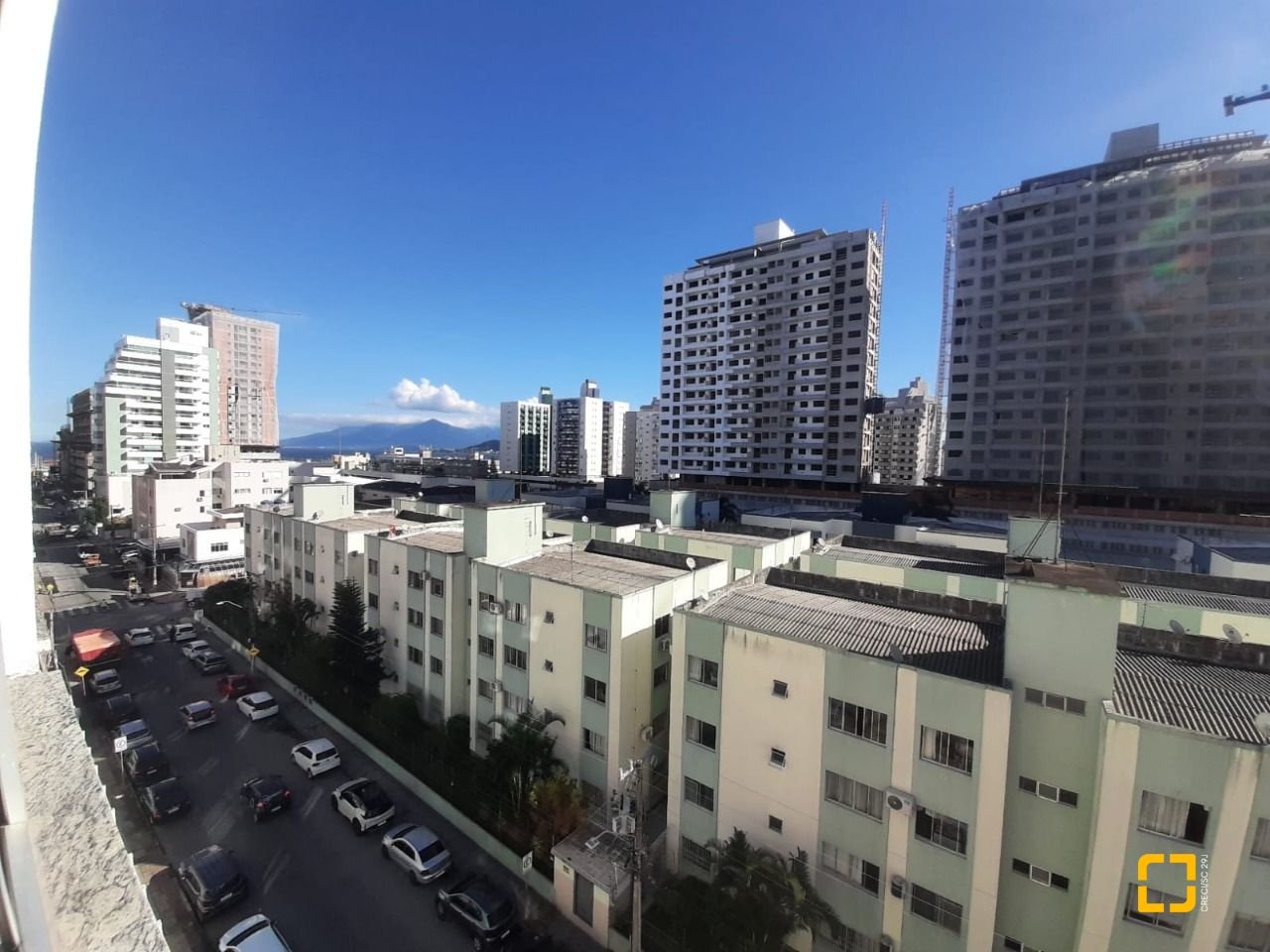 Apartamento com 41m², 1 quarto, 1 garagem, no bairro Campinas em São José
