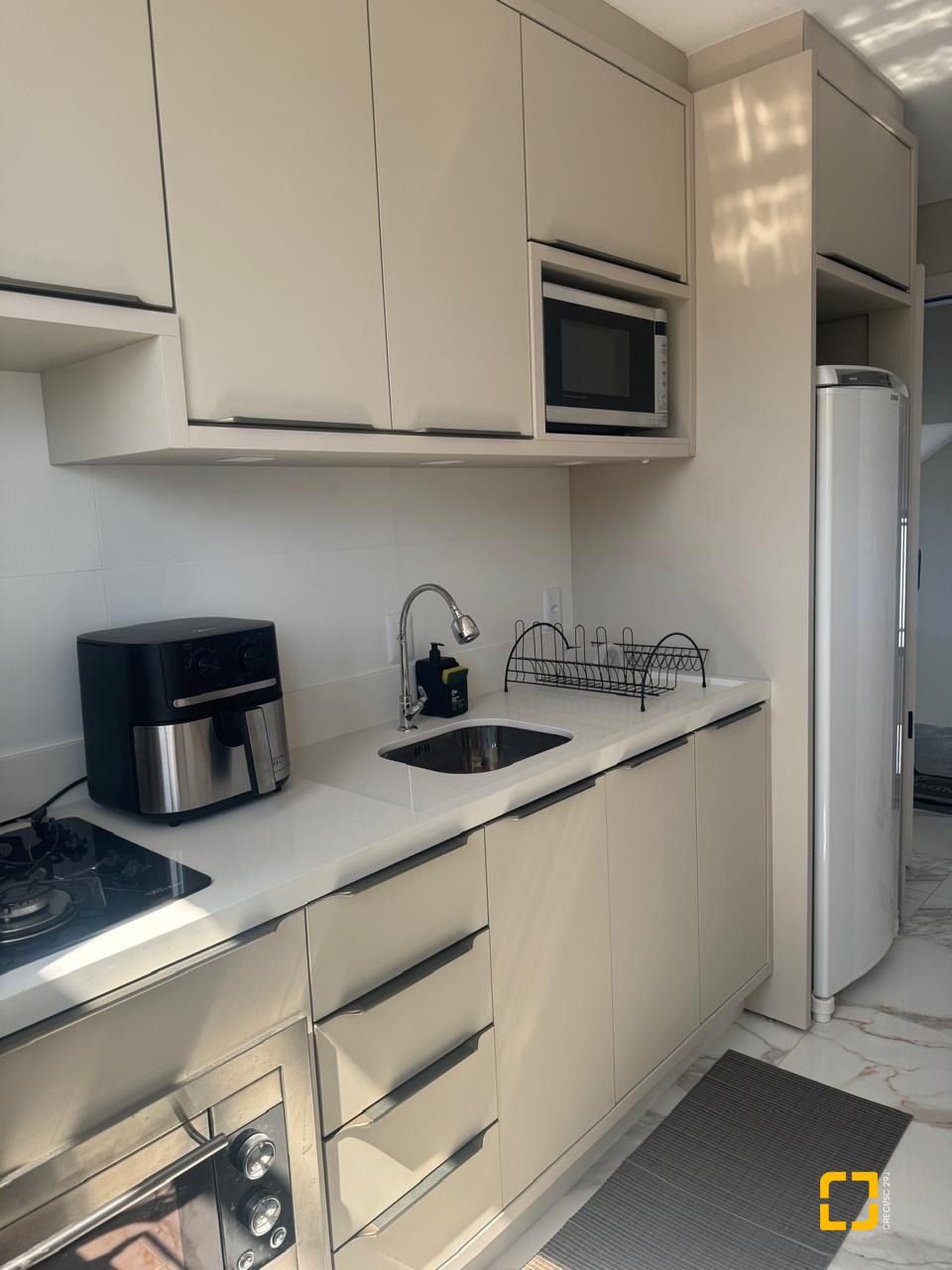 Apartamento com 68m², 3 quartos (sendo 1 suíte), 1 garagem, no bairro Ingleses em Florianópolis