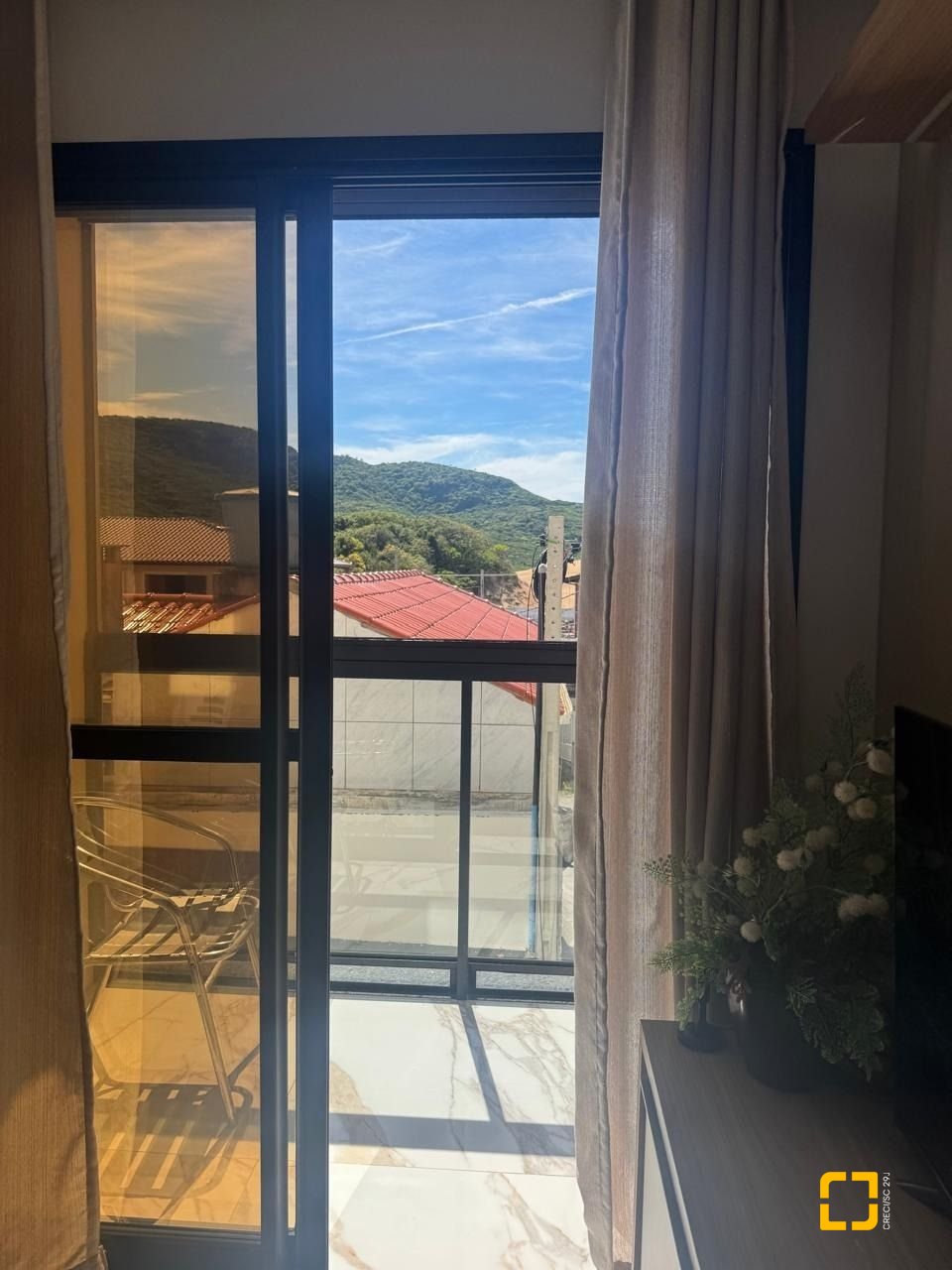 Apartamento com 68m², 3 quartos (sendo 1 suíte), 1 garagem, no bairro Ingleses em Florianópolis