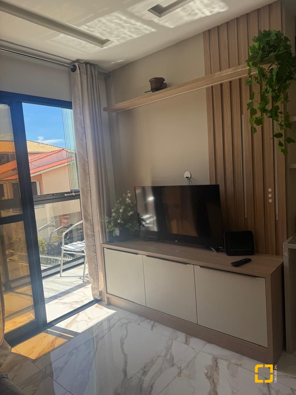 Apartamento com 68m², 3 quartos (sendo 1 suíte), 1 garagem, no bairro Ingleses em Florianópolis