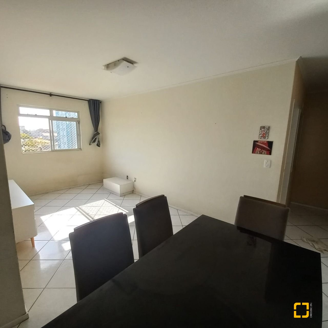 Apartamento com 68m², 3 quartos, 1 garagem, no bairro Barreiros em São José