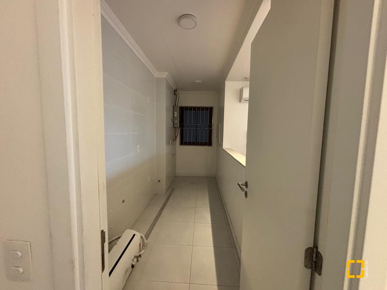 Apartamento com 65m², 3 quartos (sendo 1 suíte), 1 garagem, no bairro Capoeiras em Florianópolis