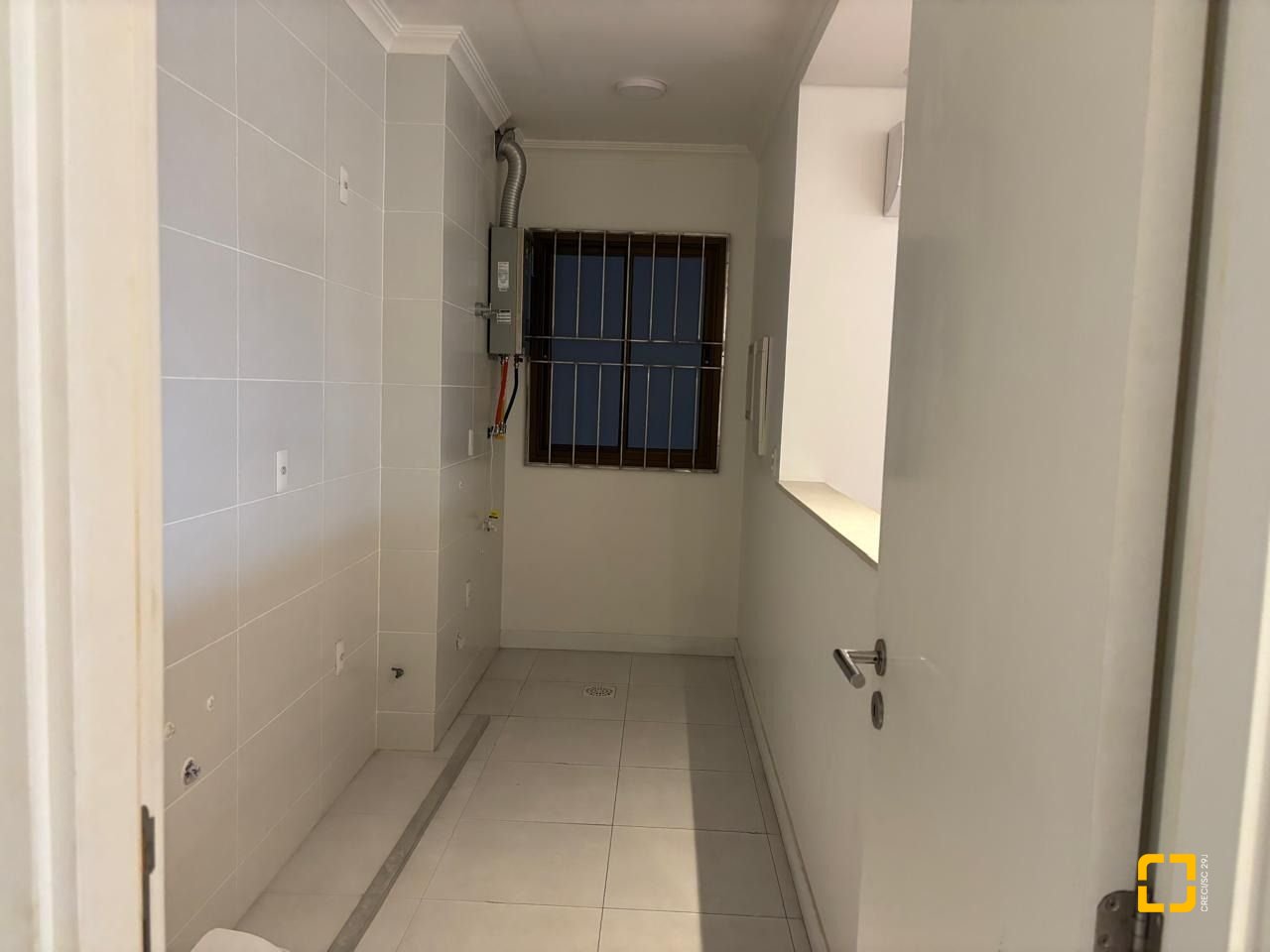 Apartamento com 65m², 3 quartos (sendo 1 suíte), 1 garagem, no bairro Capoeiras em Florianópolis