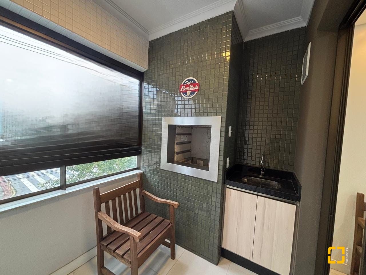 Apartamento com 65m², 3 quartos (sendo 1 suíte), 1 garagem, no bairro Capoeiras em Florianópolis