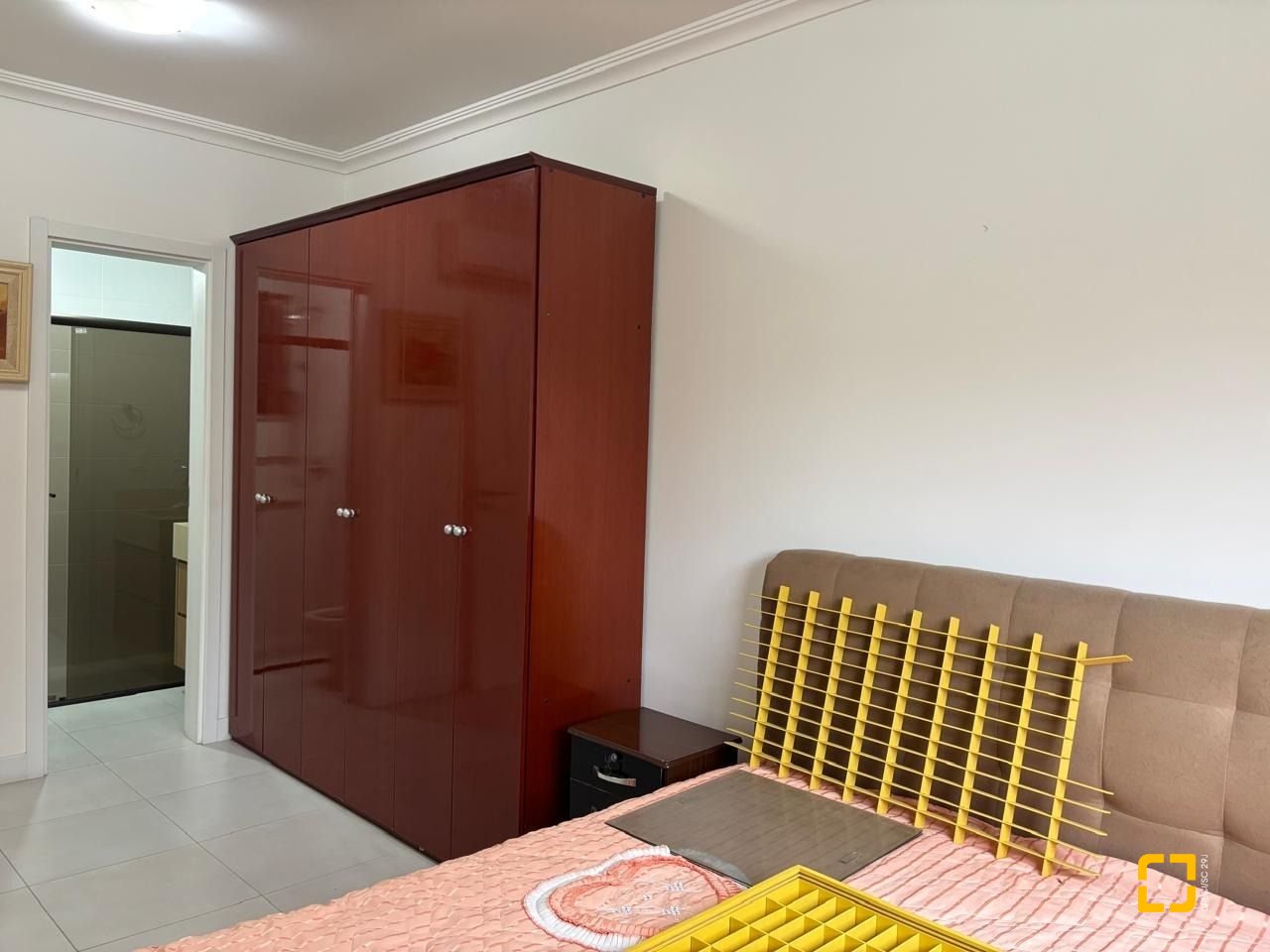 Apartamento com 65m², 3 quartos (sendo 1 suíte), 1 garagem, no bairro Capoeiras em Florianópolis