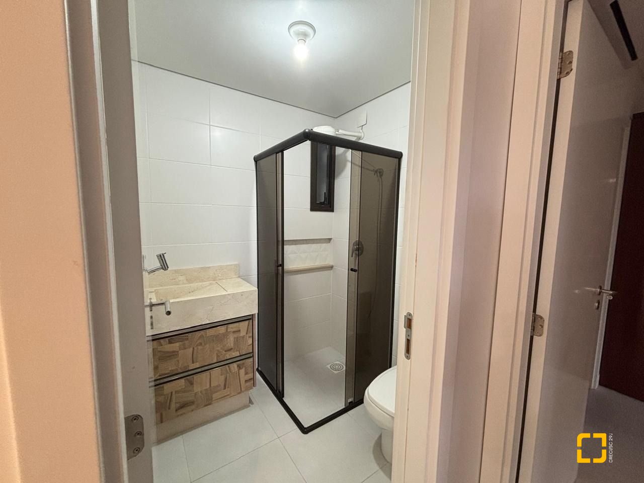 Apartamento com 65m², 3 quartos (sendo 1 suíte), 1 garagem, no bairro Capoeiras em Florianópolis
