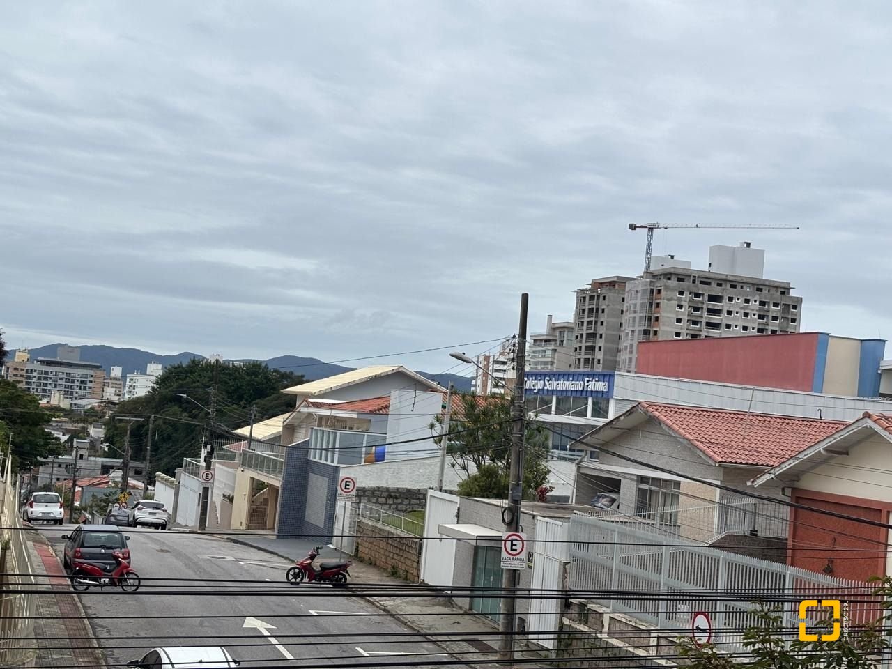 Apartamento com 65m², 3 quartos (sendo 1 suíte), 1 garagem, no bairro Capoeiras em Florianópolis