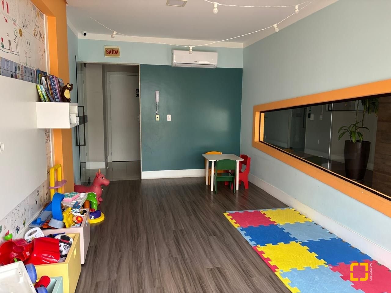 Apartamento com 65m², 3 quartos (sendo 1 suíte), 1 garagem, no bairro Capoeiras em Florianópolis