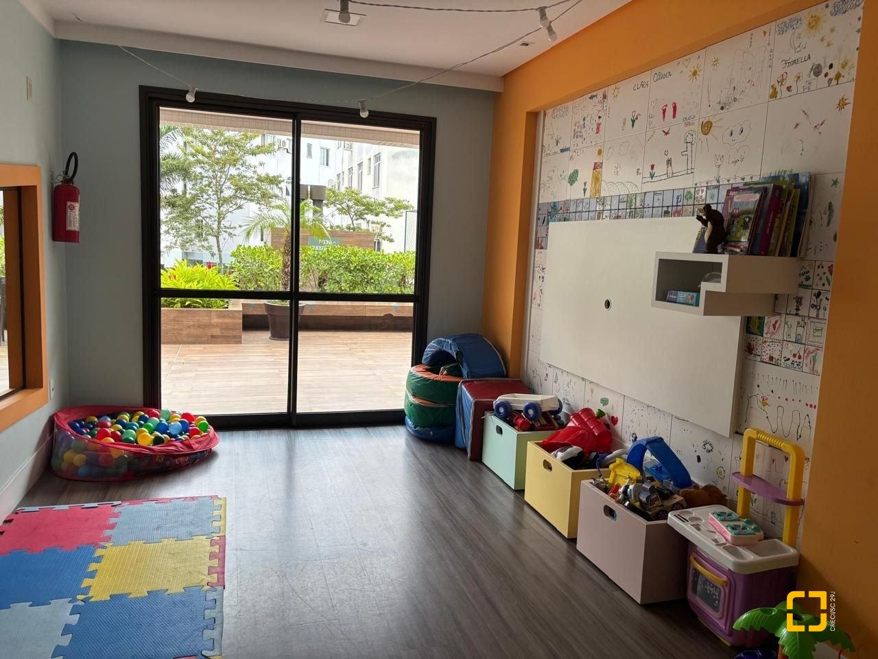 Apartamento com 65m², 3 quartos (sendo 1 suíte), 1 garagem, no bairro Capoeiras em Florianópolis