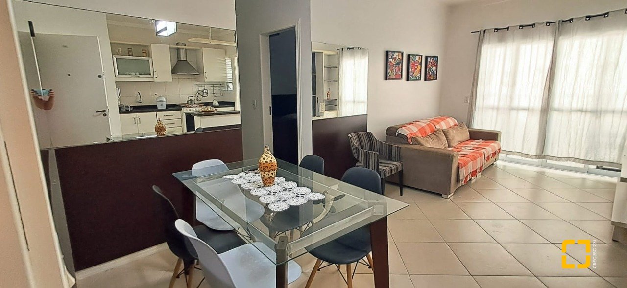 Apartamento com 72m², 3 quartos (sendo 1 suíte), 1 garagem, no bairro Canasvieiras em Florianópolis