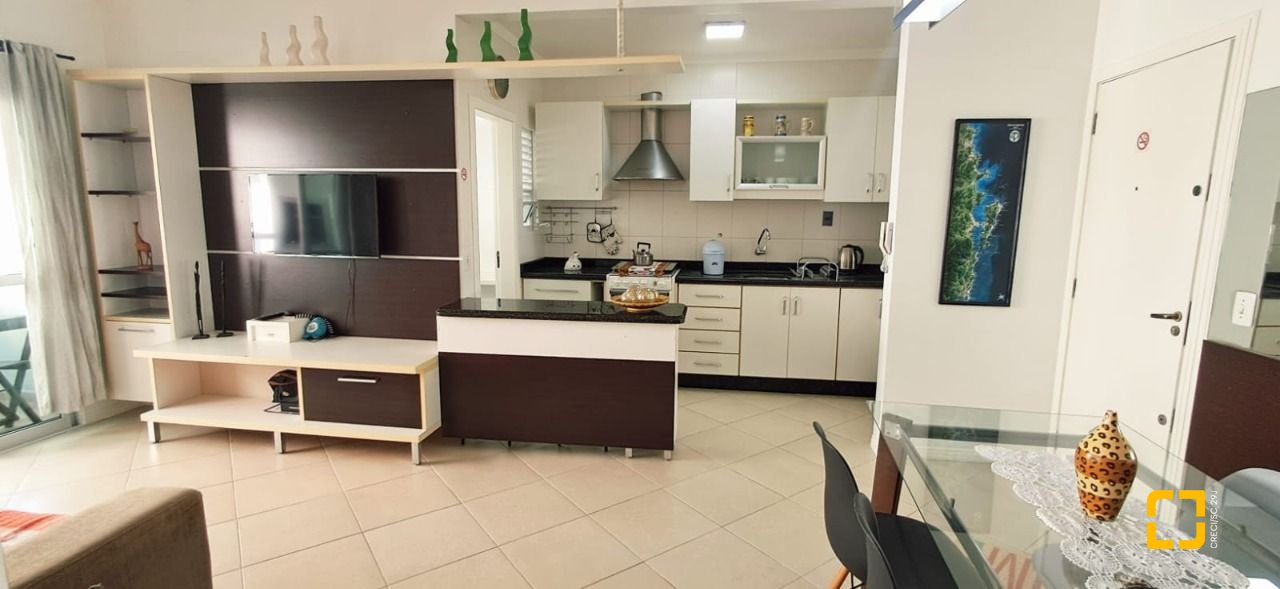 Apartamento com 72m², 3 quartos (sendo 1 suíte), 1 garagem, no bairro Canasvieiras em Florianópolis
