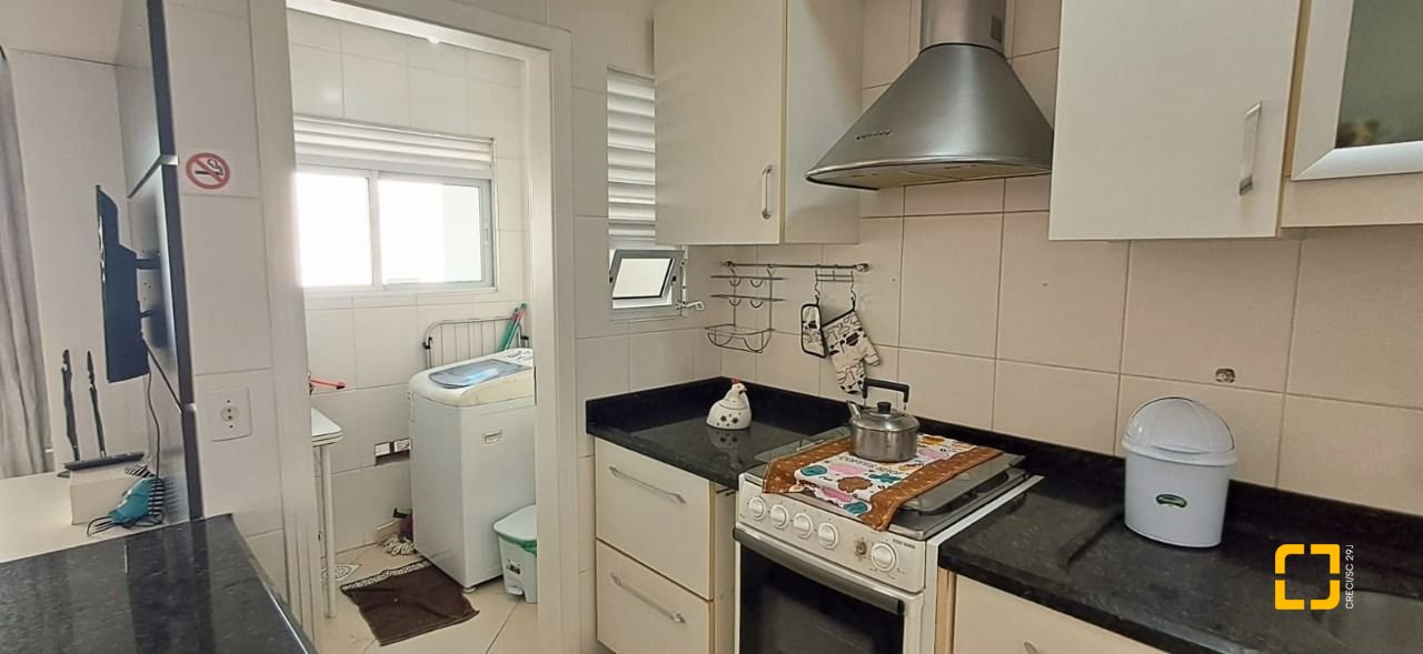 Apartamento com 72m², 3 quartos (sendo 1 suíte), 1 garagem, no bairro Canasvieiras em Florianópolis