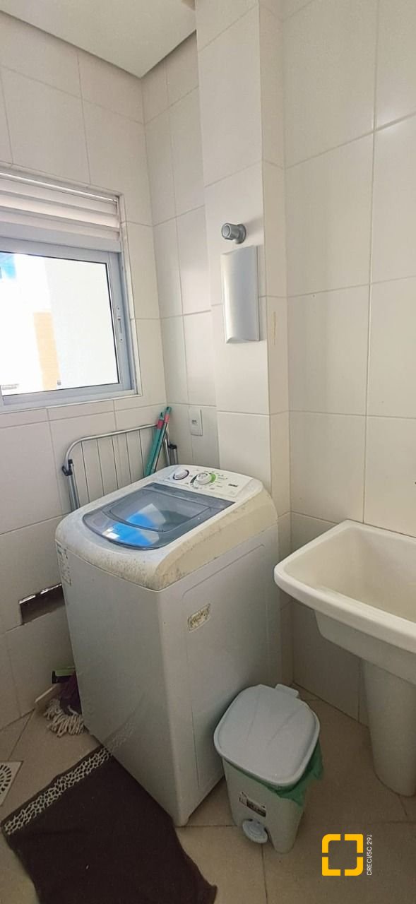 Apartamento com 72m², 3 quartos (sendo 1 suíte), 1 garagem, no bairro Canasvieiras em Florianópolis