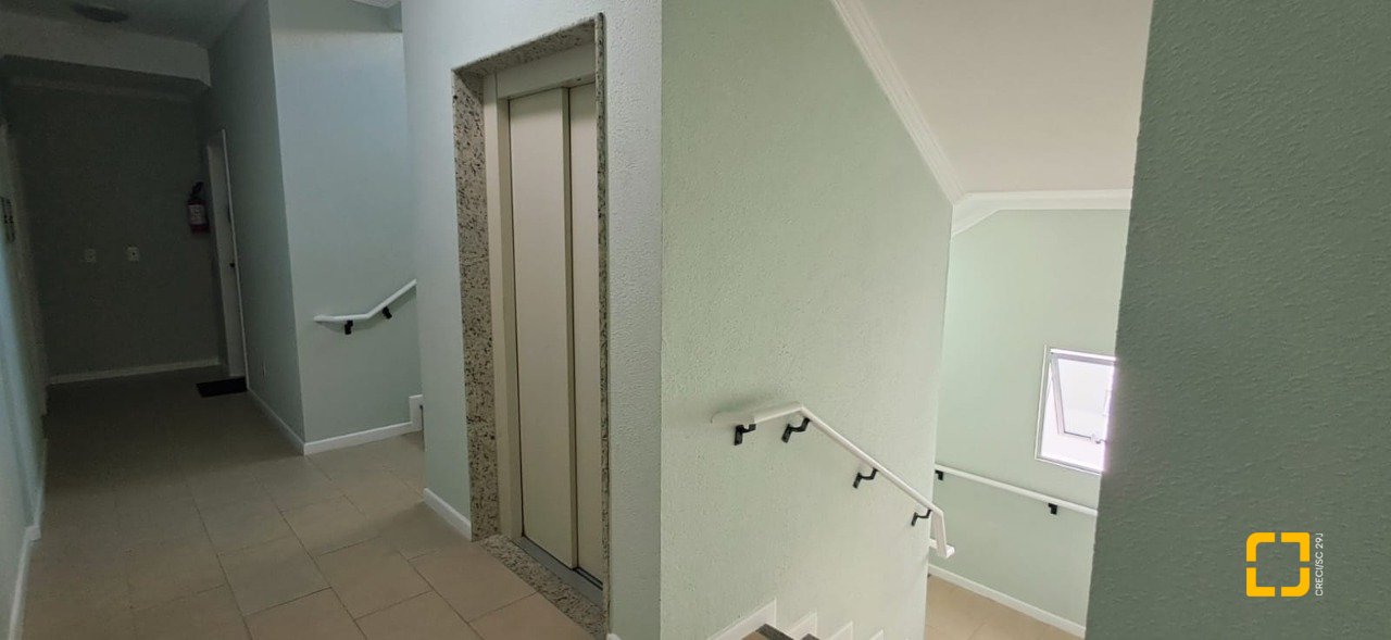 Apartamento com 72m², 3 quartos (sendo 1 suíte), 1 garagem, no bairro Canasvieiras em Florianópolis
