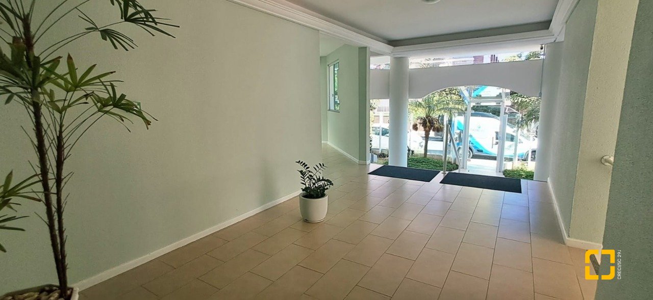 Apartamento com 72m², 3 quartos (sendo 1 suíte), 1 garagem, no bairro Canasvieiras em Florianópolis