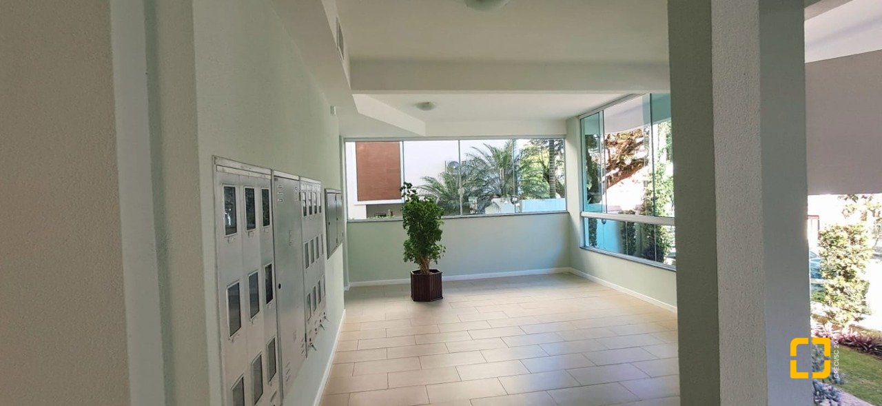 Apartamento com 72m², 3 quartos (sendo 1 suíte), 1 garagem, no bairro Canasvieiras em Florianópolis