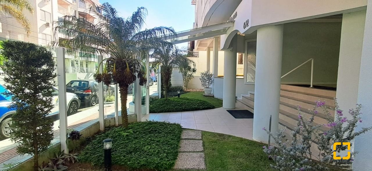 Apartamento com 72m², 3 quartos (sendo 1 suíte), 1 garagem, no bairro Canasvieiras em Florianópolis