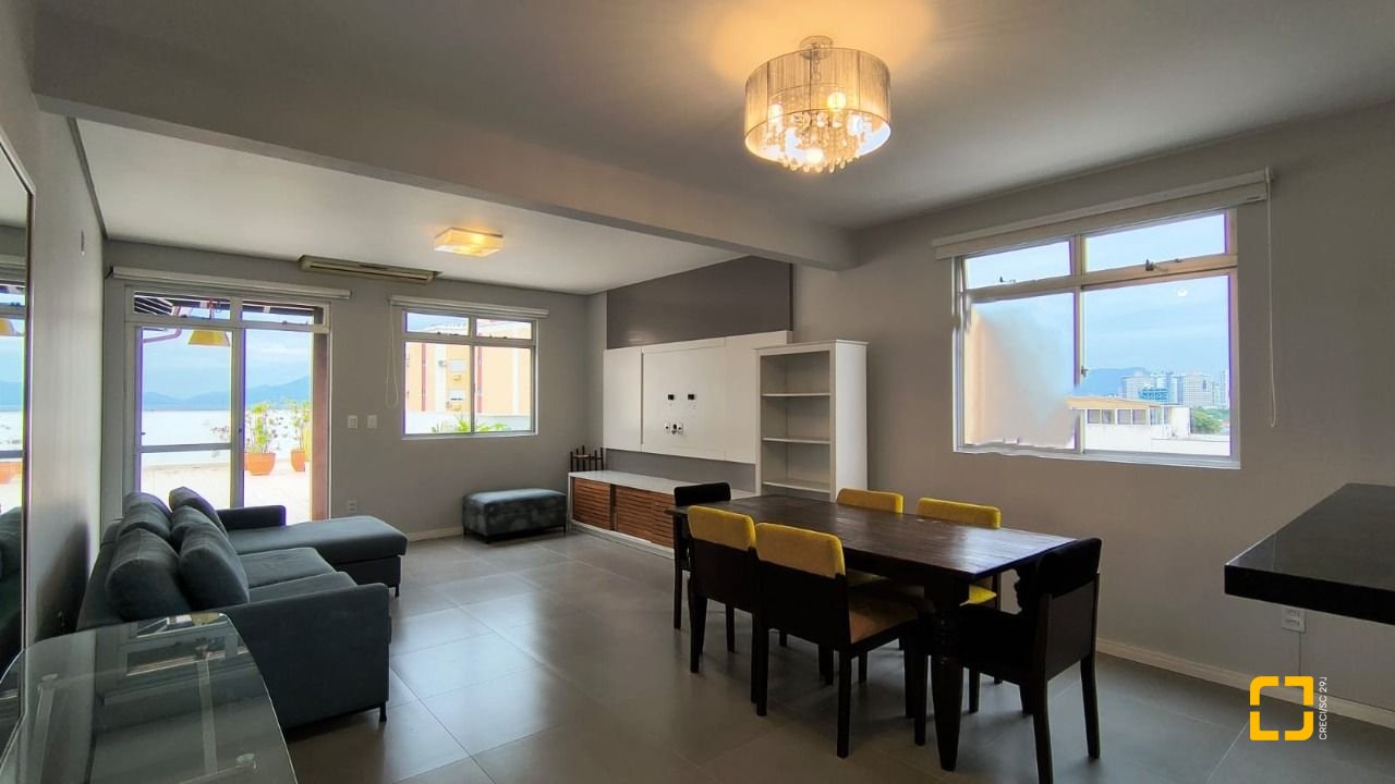 Cobertura com 189m², 4 quartos (sendo 1 suíte), 1 garagem, no bairro Capoeiras em Florianópolis
