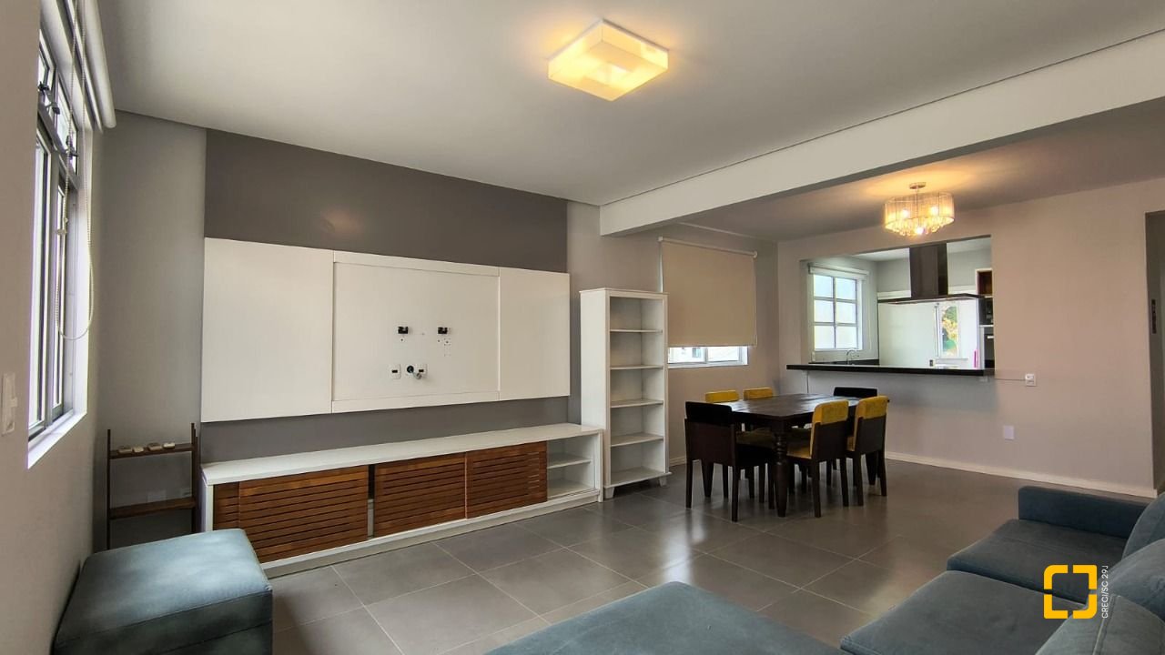 Cobertura com 189m², 4 quartos (sendo 1 suíte), 1 garagem, no bairro Capoeiras em Florianópolis