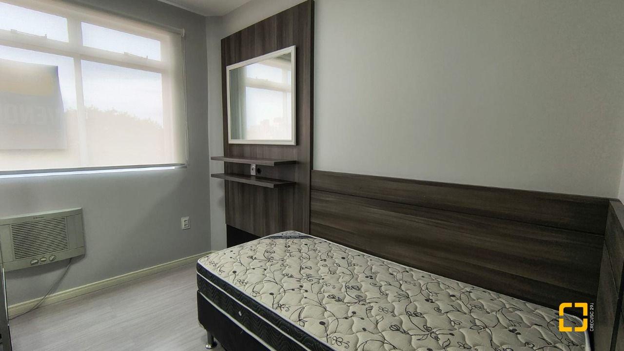 Cobertura com 189m², 4 quartos (sendo 1 suíte), 1 garagem, no bairro Capoeiras em Florianópolis